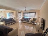 GİRNE MERKEZDE SATILIK TÜRK KOÇANLI DAİRE 3+1 ÇOK GENİŞ 160 M2/170000 STG +05391147350