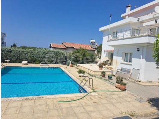 GİRNE LAPTA KIRALIK VİLLA 3+1 /1000 STG /+90 539 114 73 50