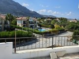 Girne Lapta satılık daire 2+1 denize yakın 82 000 STG/+90 539 114 73 50