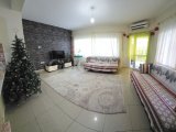 GİRNE LAPTA SATILIK HAVUZLU DAİRE 3+1 DENİZE 50M/130000 STG/+90 539 114 73 50