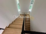 ÇOK ACIL!!!! UYGUN FIYAT SATILIK ÖZEL HAVUZLU VİLLA 3+1 LAPTA / 230 000 STG /+905391147350