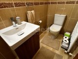 Yukarı Girne satılık daire 3+1/178500stg /+905338448651