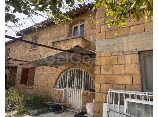 Satılık 4+1 Taş Ev – Lefkoşa Küçük Kaymaklı 135.000 stg