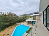 Girne Bellapais'te Satılık Özel Tasarımlı 4+1 Havuzlu Lüks Villa