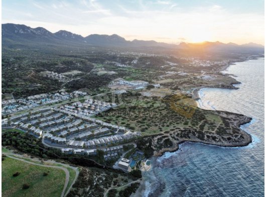 Girne Esentepe Bölgesinde Satılık Sahil Kenarı 2+1 Daireler