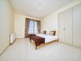Kıbrıs Girne Esentepe'de Satılık Tam Deniz Manzaralı 4+1 Havuzlu Villa