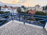 Girne Merit Parkı ve Plajına yürüme mesafesinde, Dağ ve Deniz Manzaralı 2+1 Daire