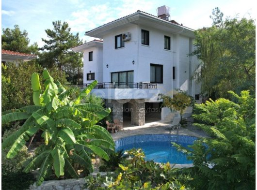 Girne Karmi'de Satılık Villa