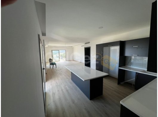 Girne Merkez, Satılık 3+1 Daire 280.000 STG / +905338202346