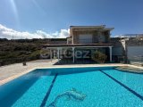 Girne Esentepe, Muhteşem Denize Sıfır Satılık Villa 1.999.000 STG / +905338202346
