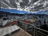 Girne Merkez, Yeni Belediye Binasının Arkasında Satılık 2+1 Penthouse 145.000 STG / +905338202346