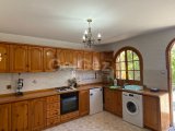 Girne Alsancakta satılık 5+2 özel villa