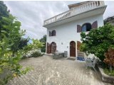 Girne Alsancakta satılık 5+2 özel villa