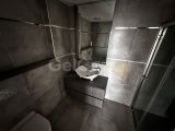 Girne Merkez, Ticari İzinli Satılık 3+1 Büyük Ofis 280.000 STG / +905338202346