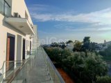 İskele, Kıbrıs'ta deniz sıfır ve dağ manzaralı, satılık 1+1 loft daire