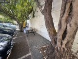 Girne'de Merkez, Pasha Otelin Yanında Ticari İzinli Kiralık 2+1 Ofis 2.000 STG / +905338202343