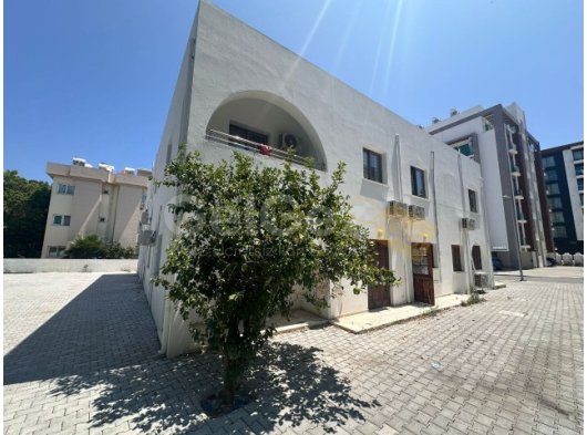 Girne Aşağı Girne, Lord Palace Yürüme Mesafeside Kiralık 3+1 Daire 800 STG / +905338202346
