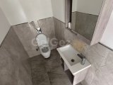 Girne'de Merkez Lord Palace Yanında Cadde Üzeri Kiralık Dükkan 2200 STG / +905338202343