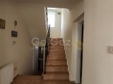 Kıbrıs Girne Bellapais'te Özel Havuzlu ve Geniş Kullanım Alanlı Kiralık 3+1 Villa