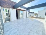 Girne Çatalköy Bölgesinde Denize Yürüme Mesafesinde Kiralık Lüks Villa