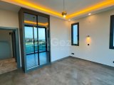 Girne Çatalköy, MC Palace Arkasında Havuzlu Eşyalı Kiralık 2+1 Villa 1.400 STG/+905338202346