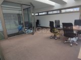 Girne'de Merkez, Cadde Üzeri 4 Katlı Teraslı Kiralık Dükkan 4050 STG / +905338202343