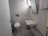 Girne'de Merkez, Cadde Üzeri 4 Katlı Teraslı Kiralık Dükkan 4050 STG / +905338202343