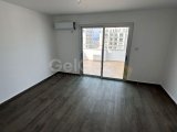 Girne Merkez, Lefkoşa Çemberinde Geniş Teraslı Ticari İzinli Kiralık Ofis 1.500 STG / +905338202343