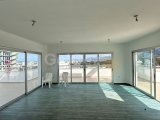 Girne Merkez, Lefkoşa Çemberinde Geniş Teraslı Ticari İzinli Kiralık Ofis 1.500 STG / +905338202343