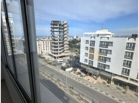 Girne Merkez, Lefkoşa Çemberinde Ticari İzinli Kiralık Ofis 750 STG / +905338202343