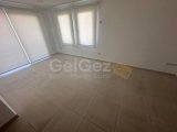Girne'de Merkez, Pasha Otelin Yanında Ticari İzinli Kiralık Ofis 2.000 STG / +905338202343