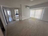 Girne'de Merkez, Pasha Otelin Yanında Ticari İzinli Kiralık 2+1 Ofis 2.000 STG / +905338202343
