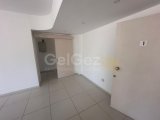 Girne'de Merkez, Pasha Otelin Yanında Ticari İzinli Kiralık 2+1 Ofis 2.000 STG / +905338202343