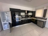 Girne'de Merkez, Pasha Otelin Yanında Ticari İzinli Kiralık 2+1 Ofis 2.000 STG / +905338202343