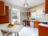 KIBRIS GİRNE OZANKÖY'DE ANA CADDEYE YAKIN SATILIK YETKİLİ 6+1 ÇOK ÖZEL VİLLA **