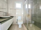 KKTC Girne Alsancak'ta Merit Hotels View'e Yakın Satılık 3 Yatak Odalı Daire