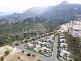 Kıbrıs Girne Çatalköy'de Dağ ve Deniz Manzaralı ve Havuzlu 4+1 Villa Satılık