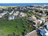 Girne Ozanköy Bölgesinde Havuzlu ve Ebeveyn Banyolu Satılık 4+1 Villalar