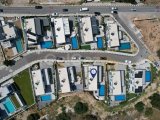 Girne Bellapais Bölgesinde, Türk Malı, Triplex, 5+2, Yüzme Havuzlu Kiralık Lüks Villa