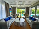 Kıbrıs Girne Bellapais Bölgesinde Satılık Türk Koçanlı 5+2 Havuzlu Süper Lüks Villa
