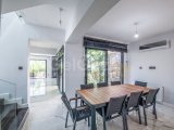 Kıbrıs Girne Doğanköy Bölgesinde Site İçerisinde Satılık Lüx 3+1 Peyzajlı Villa
