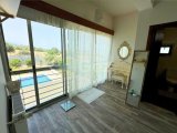 Kıbrıs Girne Amerikan Üniversitesi Çevre Yolu Üzerinde 915 M2 Arsa İçerisinde 4+1 Satılık Havuzlu Villa