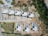 Kıbrıs Girne Karmi Bölgesinde Ful Deniz Manzaralı Ultra Lüks 5+1 Satılık Villalar