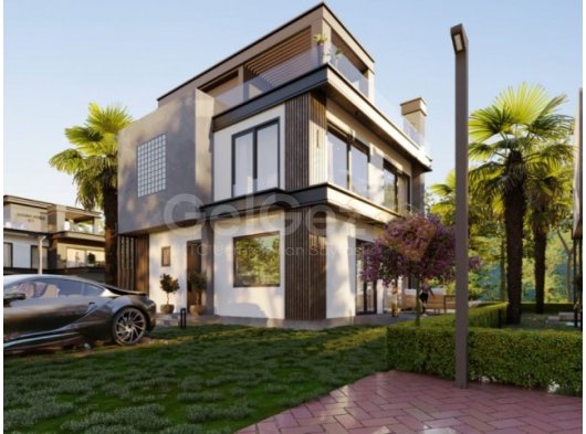 Girne Lapta Satılık 4+1 Villa 355.000STG/+905338881419