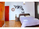 Enter Hostel Girne