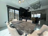 Girne ozanköy Satılık Dağ ve Deniz manzaralı 3+1 Villa 475.000 STG/+905338881419