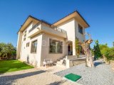 Kıbrıs Girne Alsancak Bölgesinde Satılık Lüks 6+1 Villa