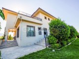 Kıbrıs Girne Alsancak Bölgesinde Satılık Lüks 6+1 Villa