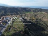 Kıbrıs Girne Arapköy Bölgesinde Kesintisiz Deniz Manzarılı Villa Yapımına Uygun 993 m2 Satılık Arsa