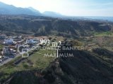Kıbrıs Girne Arapköy Bölgesinde Kesintisiz Deniz Manzarılı Villa Yapımına Uygun 993 m2 Satılık Arsa
